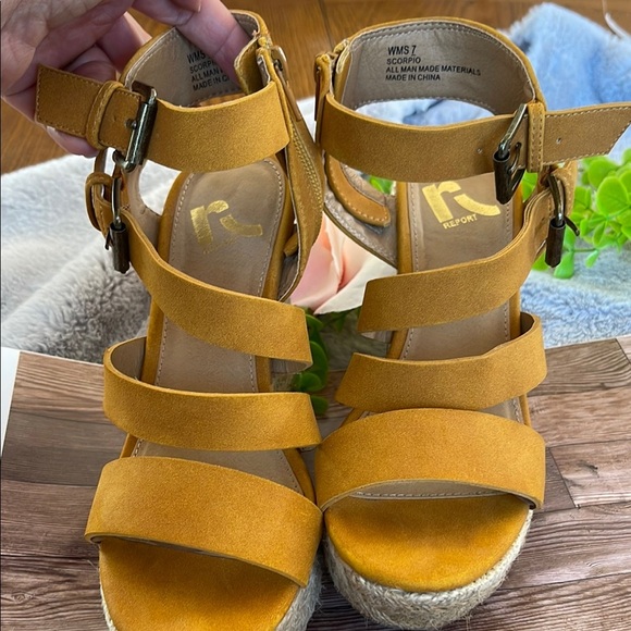 Report Yellow Espadrille Wedges with Straps - Picture 6 of 6